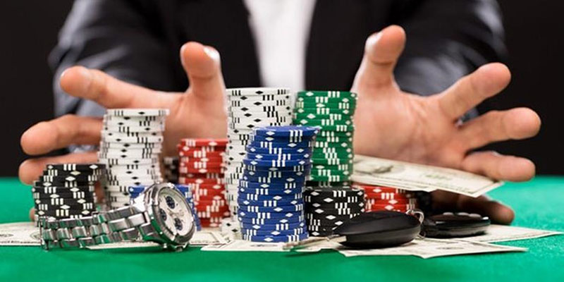 Kinh nghiệm chơi Poker dễ thắng nhất theo các cao thủ chia sẻ